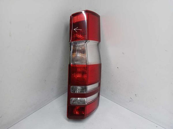 FEU ARRIERE DROIT MERCEDES SPRINTER 2006-2018 - Vue 1